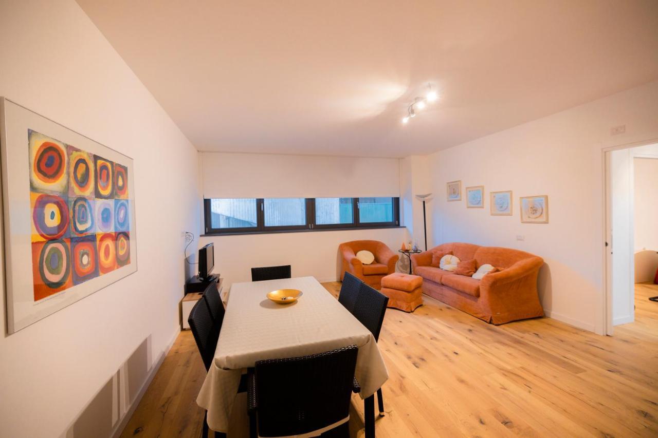 Appartement Nuovissimo Bilocale In Zona Navigli/Romolo à Milan Extérieur photo